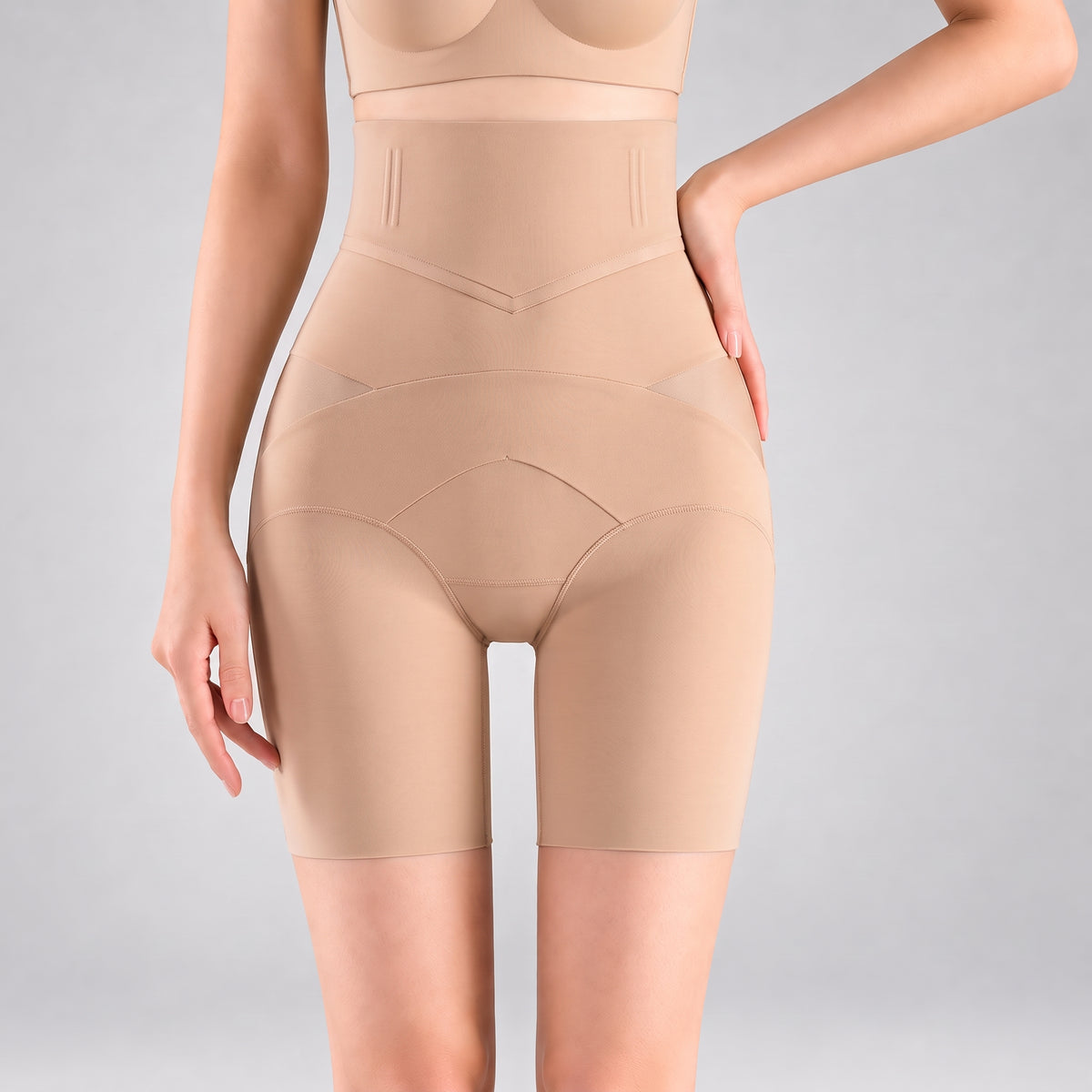 Short gainant taille haute, ventre plat et effet push-up fessier
