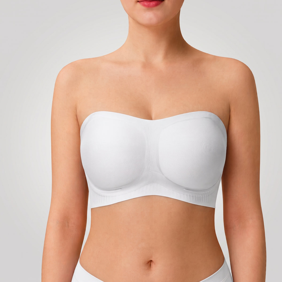 Soutien-gorge bustier sculptant à armatures