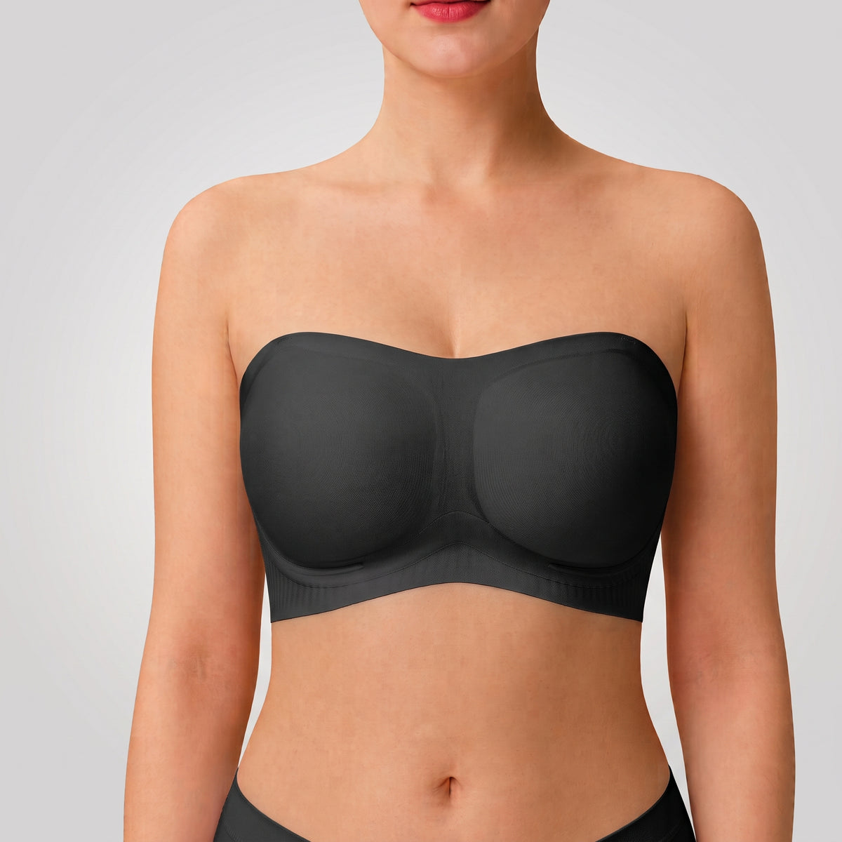 Soutien-gorge bustier sculptant à armatures